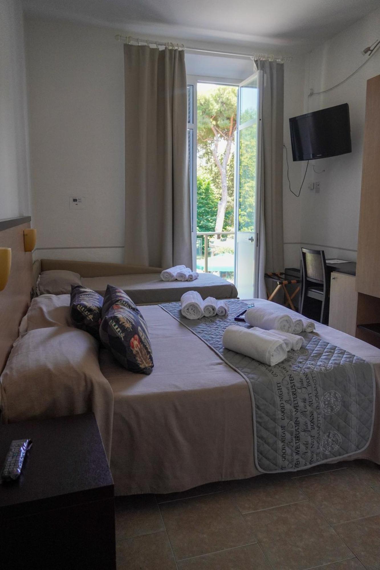 Hotel Cilene Viareggio Exterior photo